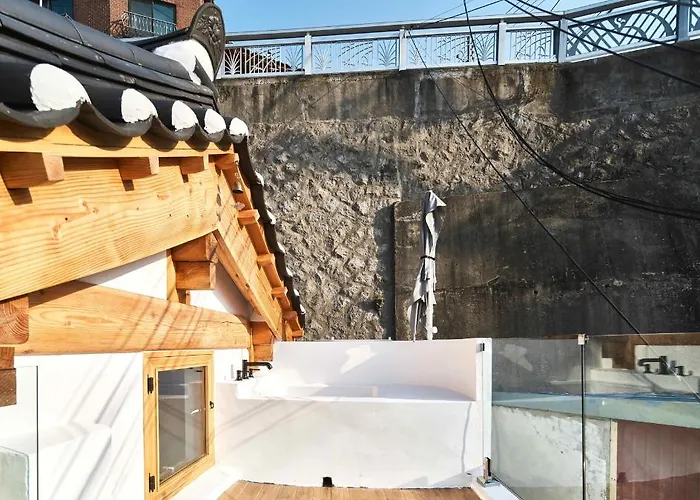 Luxury Hanok Cloudscape *